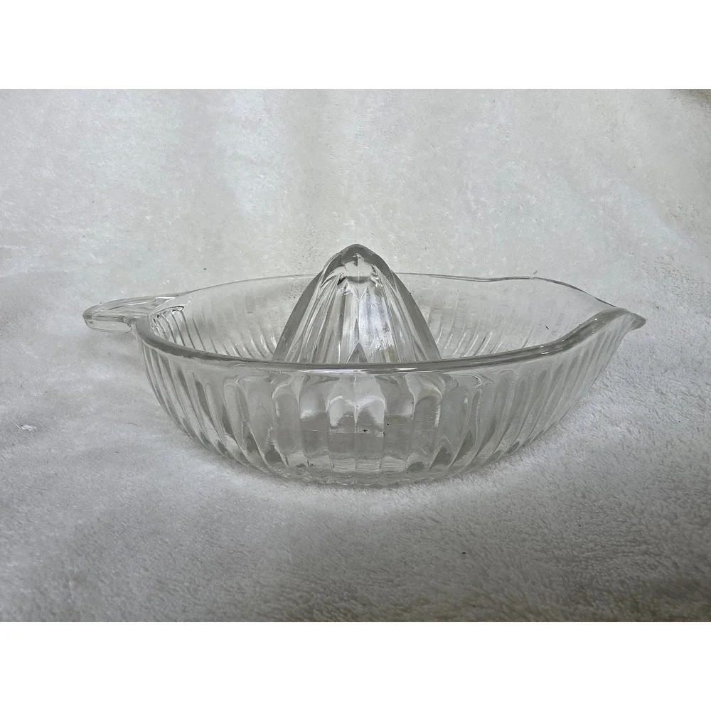 Vintage Clear Glass Citrus Juicer Reamer Ribbed Bowl with Spout and Handle